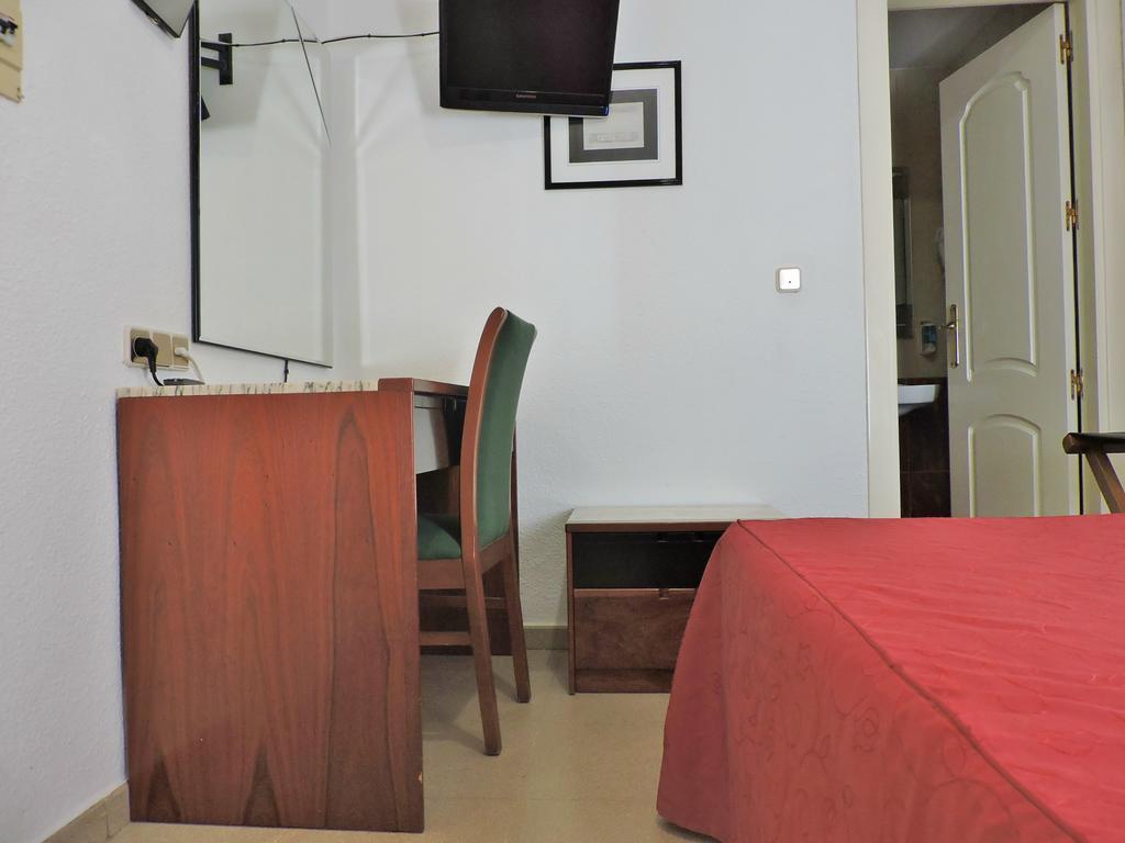 Atarfe Hotel Las Yucas מראה חיצוני תמונה